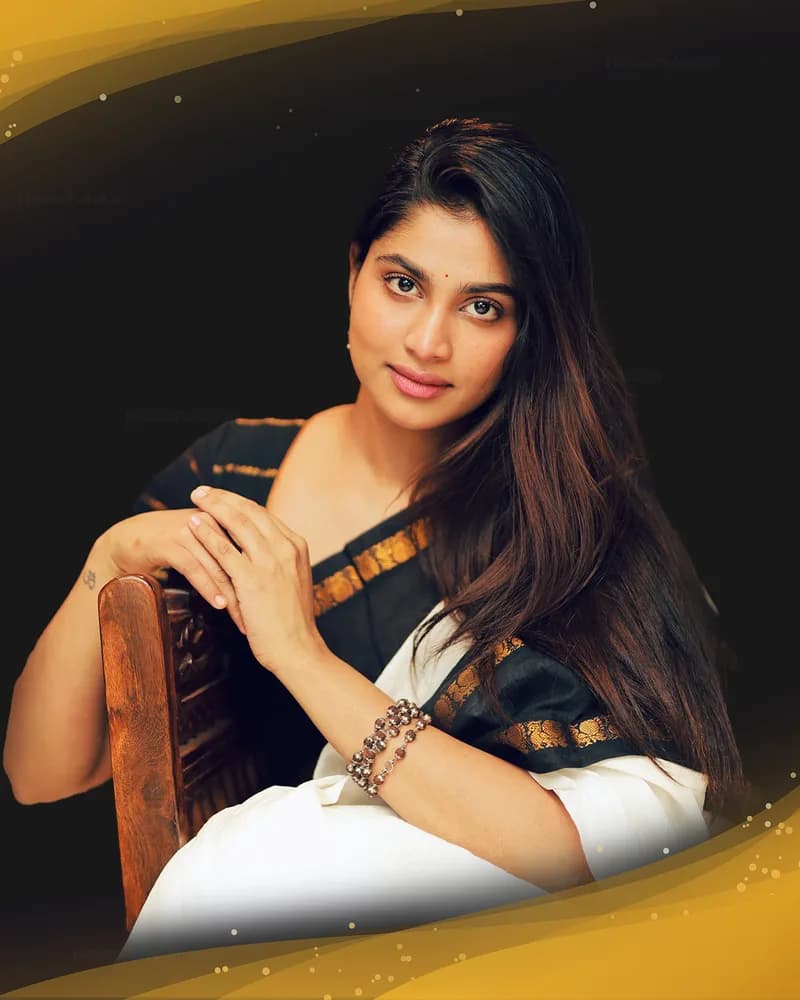 Shivani Narayanan, Actress, Model, Social Media Influencer